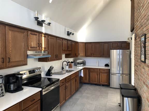 Vermont Charm: A/C, Hot Tub, Epic Stratton Mountain Views